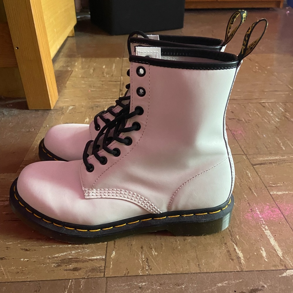 BRAND NEW White Dr. Martens!